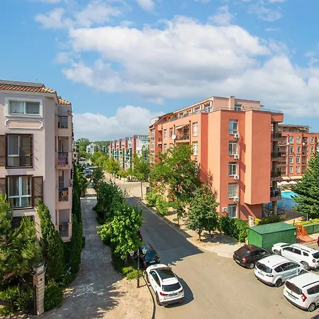 Apartmán Reverie Sluneční pobřeží